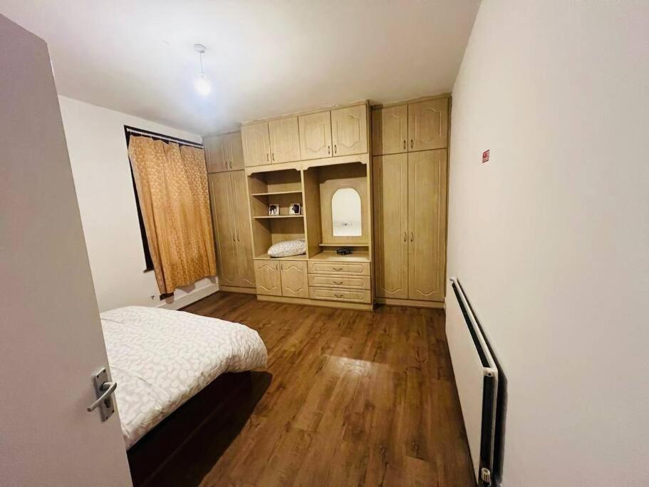 Appartement Room In Wembley Londres